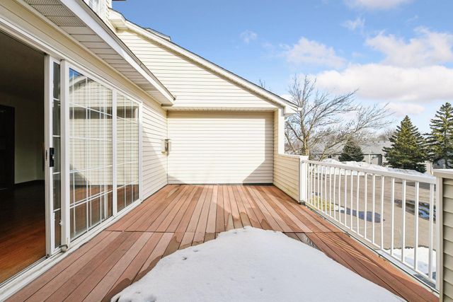 7641 Nicholas Way, Chanhassen, MN 55317