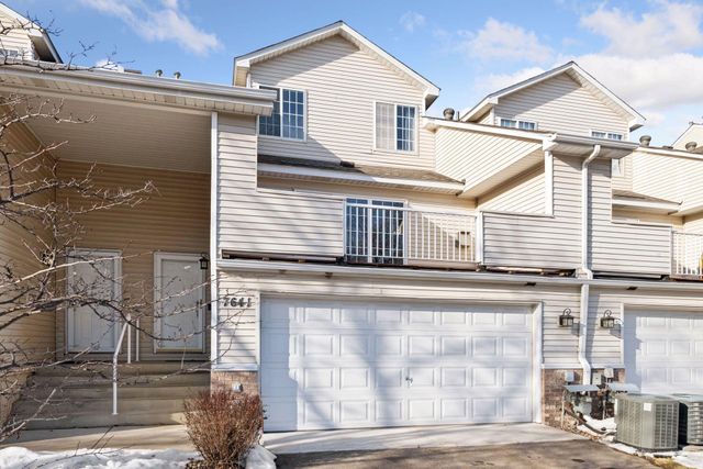 7641 Nicholas Way, Chanhassen, MN 55317