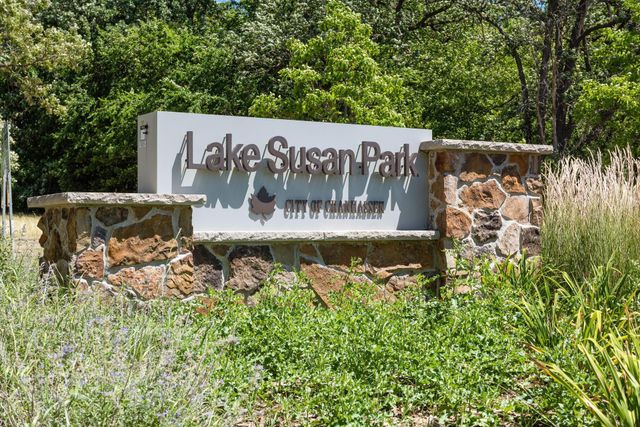 7641 Nicholas Way, Chanhassen, MN 55317