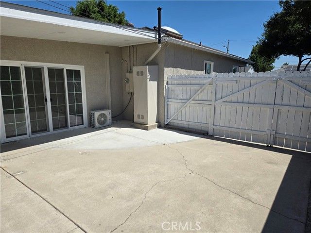 14001 Dunrobin, Bellflower, CA 90706