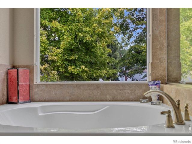 1628 Naples Lane, Longmont, CO 80503