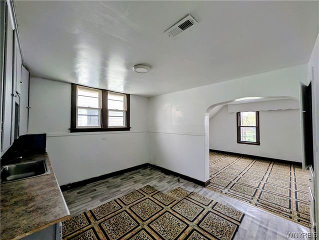 249 Dewey Avenue South, Buffalo, NY 14214