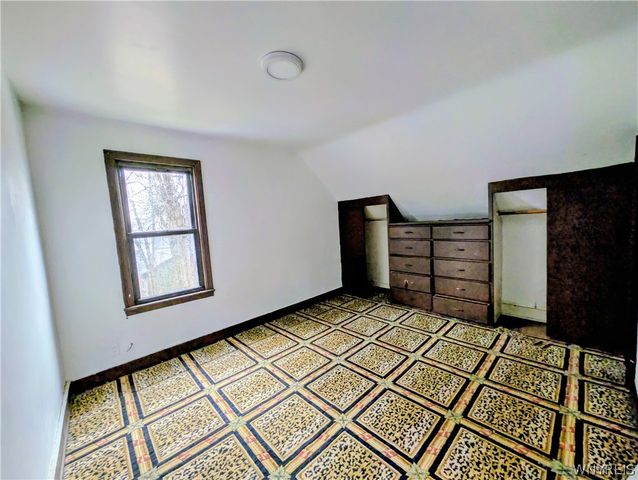 249 Dewey Avenue South, Buffalo, NY 14214