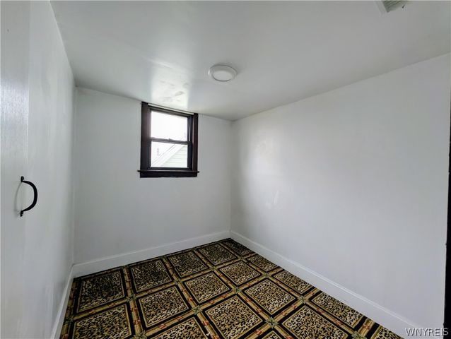 249 Dewey Avenue South, Buffalo, NY 14214