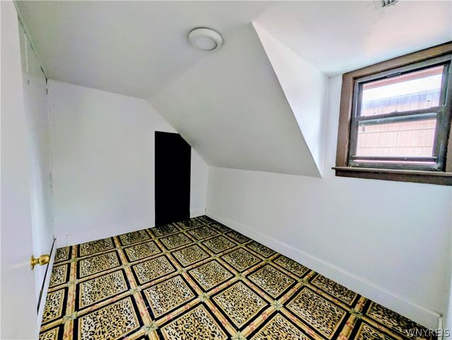 249 Dewey Avenue South, Buffalo, NY 14214