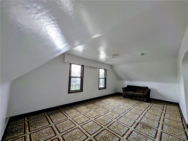 249 Dewey Avenue South, Buffalo, NY 14214