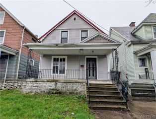 249 Dewey Avenue South, Buffalo, NY 14214