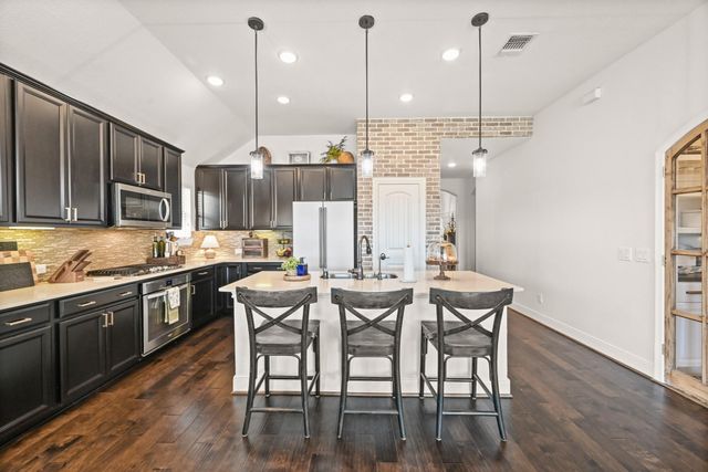 10910 Avana Falls Lane, Richmond, TX 77406