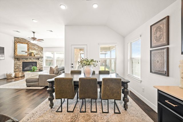 10910 Avana Falls Lane, Richmond, TX 77406