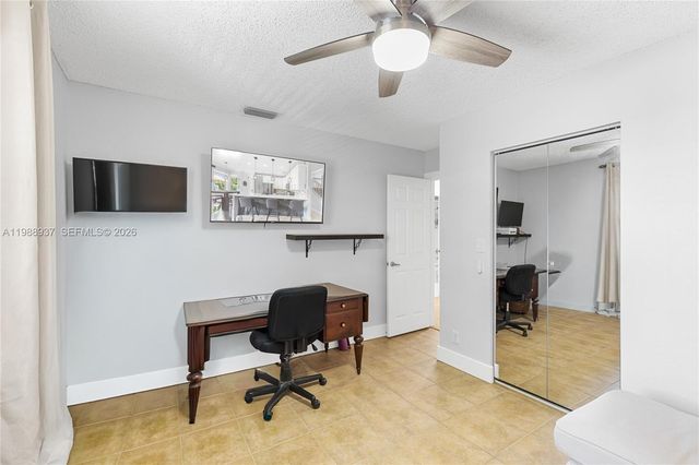 11435 NW 48th Ct, Coral Springs, FL 33076