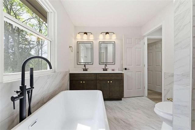 915 Walker Avenue, Atlanta, GA 30316