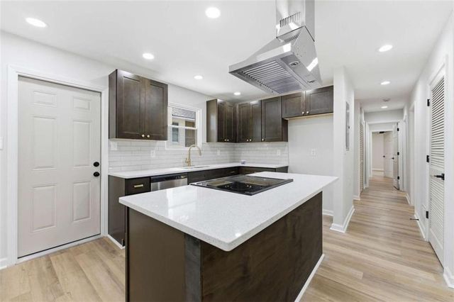 915 Walker Avenue, Atlanta, GA 30316