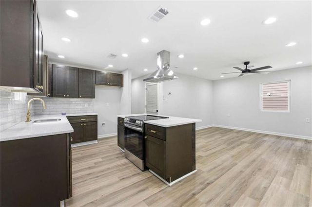 915 Walker Avenue, Atlanta, GA 30316