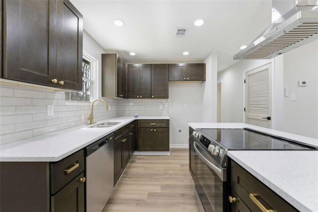 915 Walker Avenue, Atlanta, GA 30316