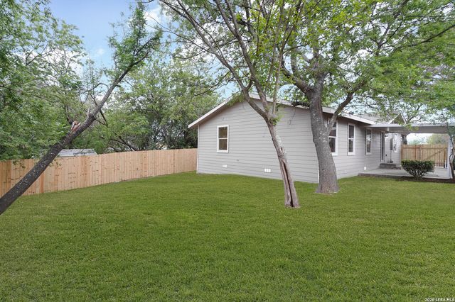 1326 ERVIN ST, San Antonio, TX 78208