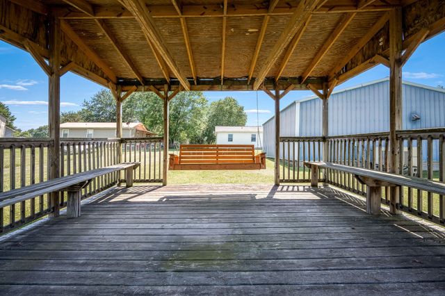 636 Warner Bridge Rd, Shelbyville, TN 37160