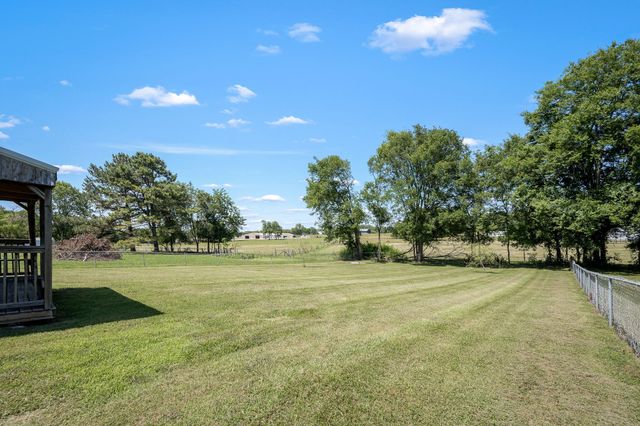 636 Warner Bridge Rd, Shelbyville, TN 37160