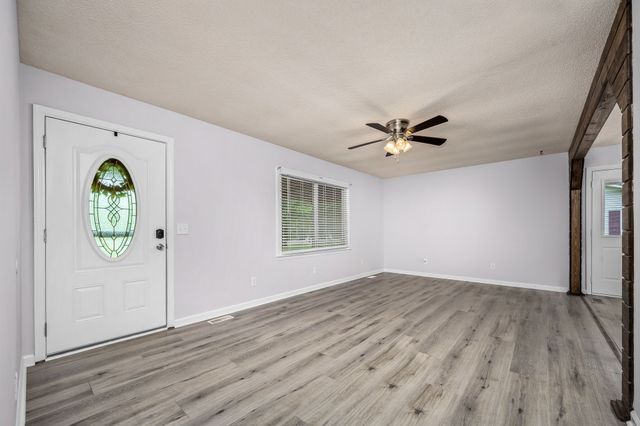 636 Warner Bridge Rd, Shelbyville, TN 37160