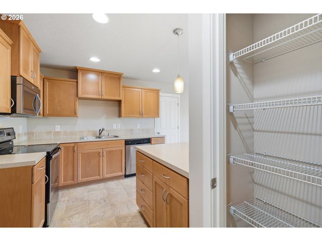5922 Ne 71ST Ave, Vancouver, WA 98661