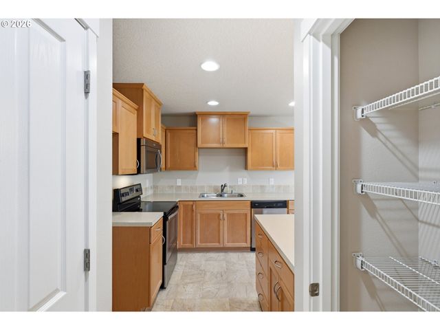 5922 Ne 71ST Ave, Vancouver, WA 98661