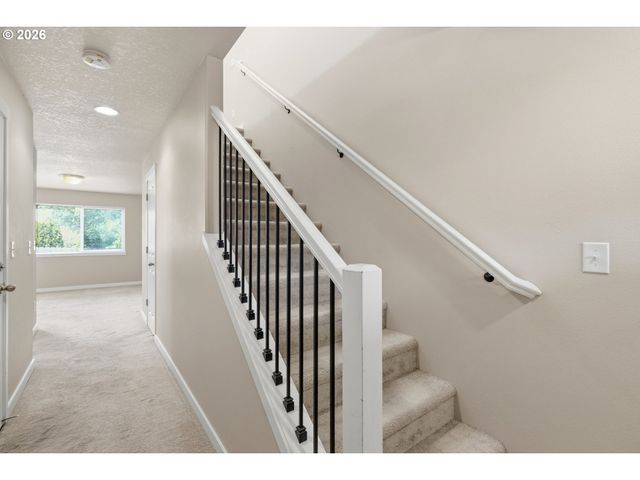5922 Ne 71ST Ave, Vancouver, WA 98661