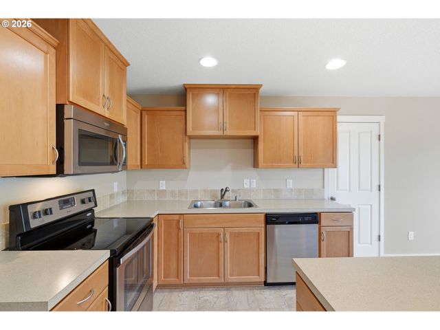 5922 Ne 71ST Ave, Vancouver, WA 98661