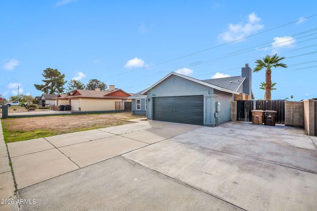 8915 W LAS PALMARITAS Drive, Peoria, AZ 85345