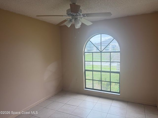 1130 Lynbrook Street NW, Palm Bay, FL 32907