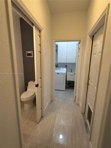 10832 NW 84th St, Doral, FL 33178