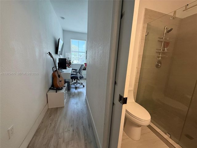 10832 NW 84th St, Doral, FL 33178