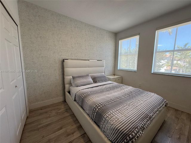 10832 NW 84th St, Doral, FL 33178