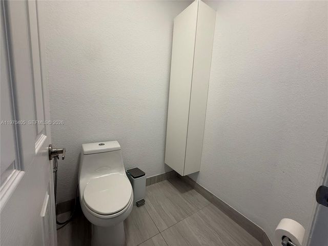 10832 NW 84th St, Doral, FL 33178