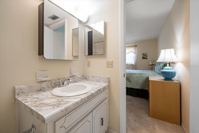 948 VIRGINIA STREET 202, Dunedin, FL 34698