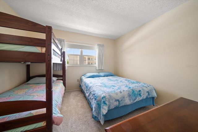 948 VIRGINIA STREET 202, Dunedin, FL 34698