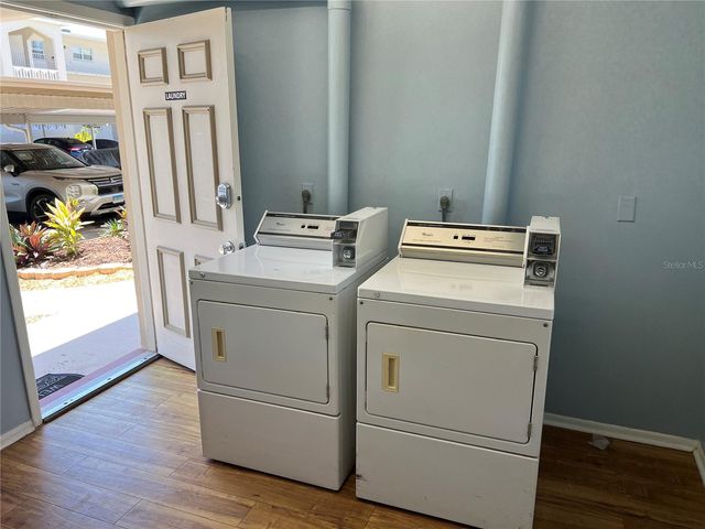 948 VIRGINIA STREET 202, Dunedin, FL 34698