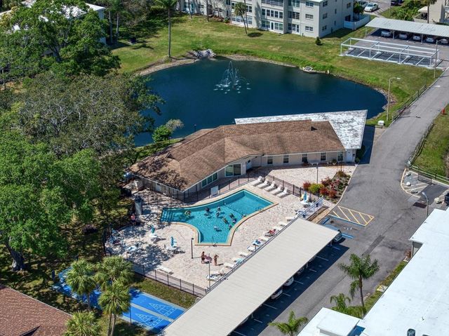 948 VIRGINIA STREET 202, Dunedin, FL 34698