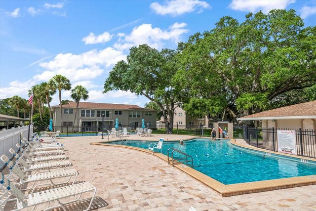 948 VIRGINIA STREET 202, Dunedin, FL 34698