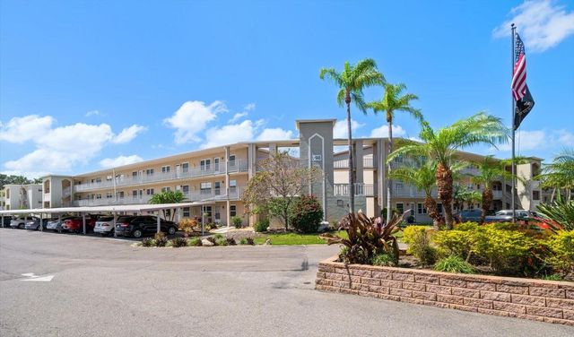 948 VIRGINIA STREET 202, Dunedin, FL 34698