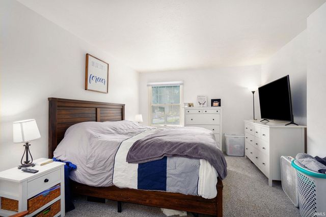 3647 Beechwood Court, Elkhart, IN 46514