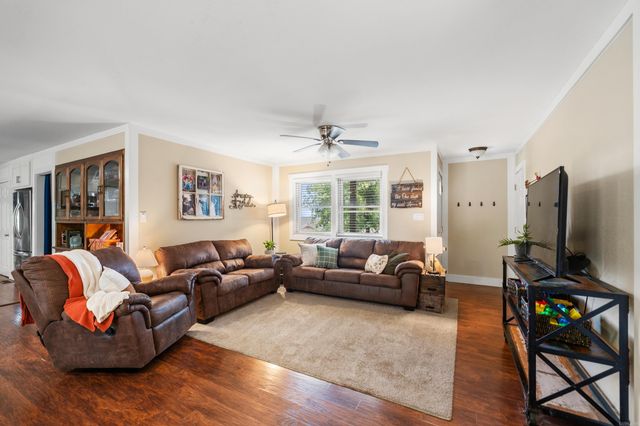 1 Berlanga Circle, Hot Springs Village, AR 71909