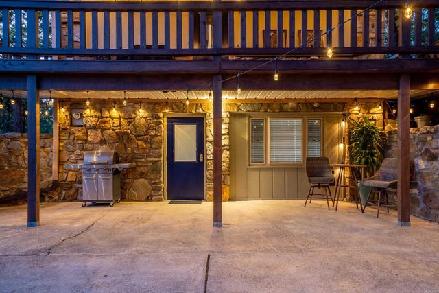 1 Berlanga Circle, Hot Springs Village, AR 71909