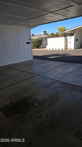 12632 N 105th Avenue, Sun City, AZ 85351