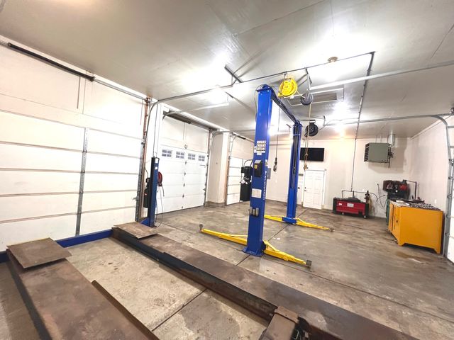 317 E Dearborn Street, Plano, IL 60545