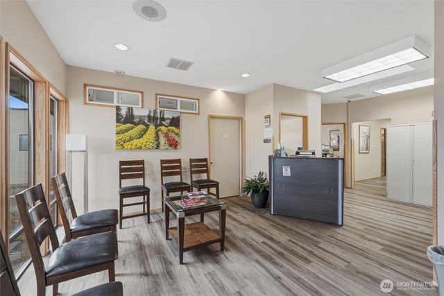 3010 Squalicum Parkway, Bellingham, WA 98225