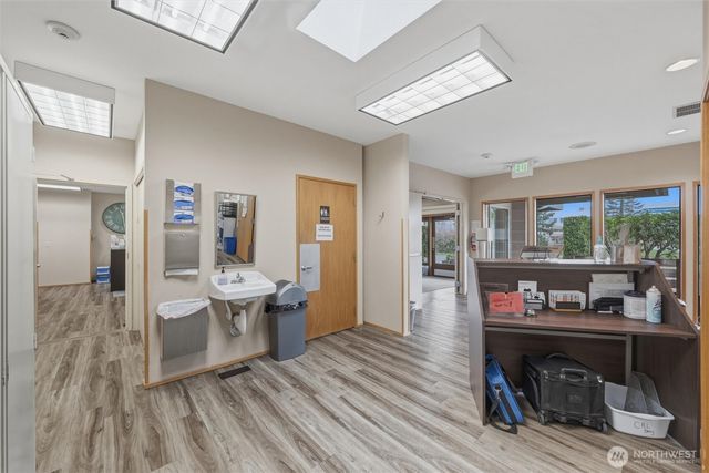 3010 Squalicum Parkway, Bellingham, WA 98225