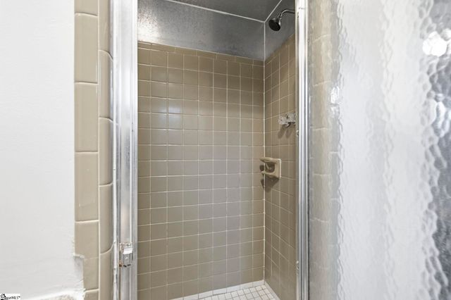 4208 Old Buncombe Road, Greenville, SC 29617