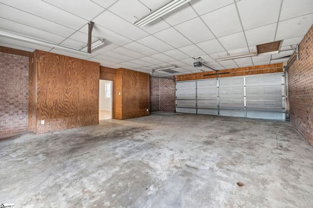 4208 Old Buncombe Road, Greenville, SC 29617