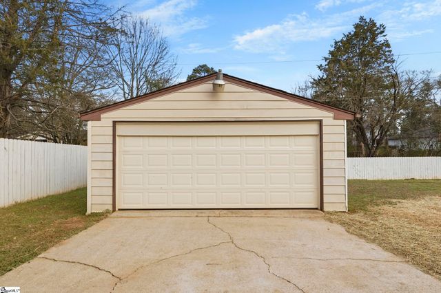 4208 Old Buncombe Road, Greenville, SC 29617