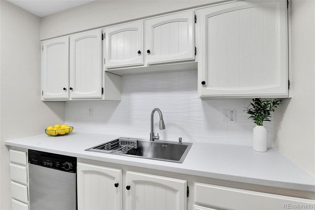 14226 E 1st Drive C09, Aurora, CO 80011