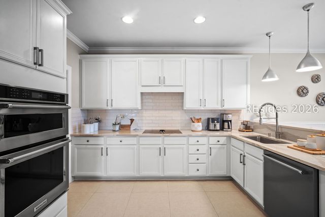 209 Farnsleigh Ave, Bluffton, SC 29910